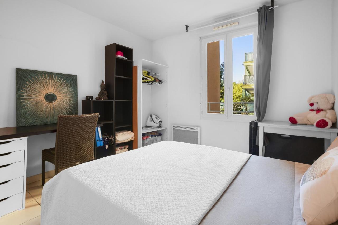 Zen Apartment